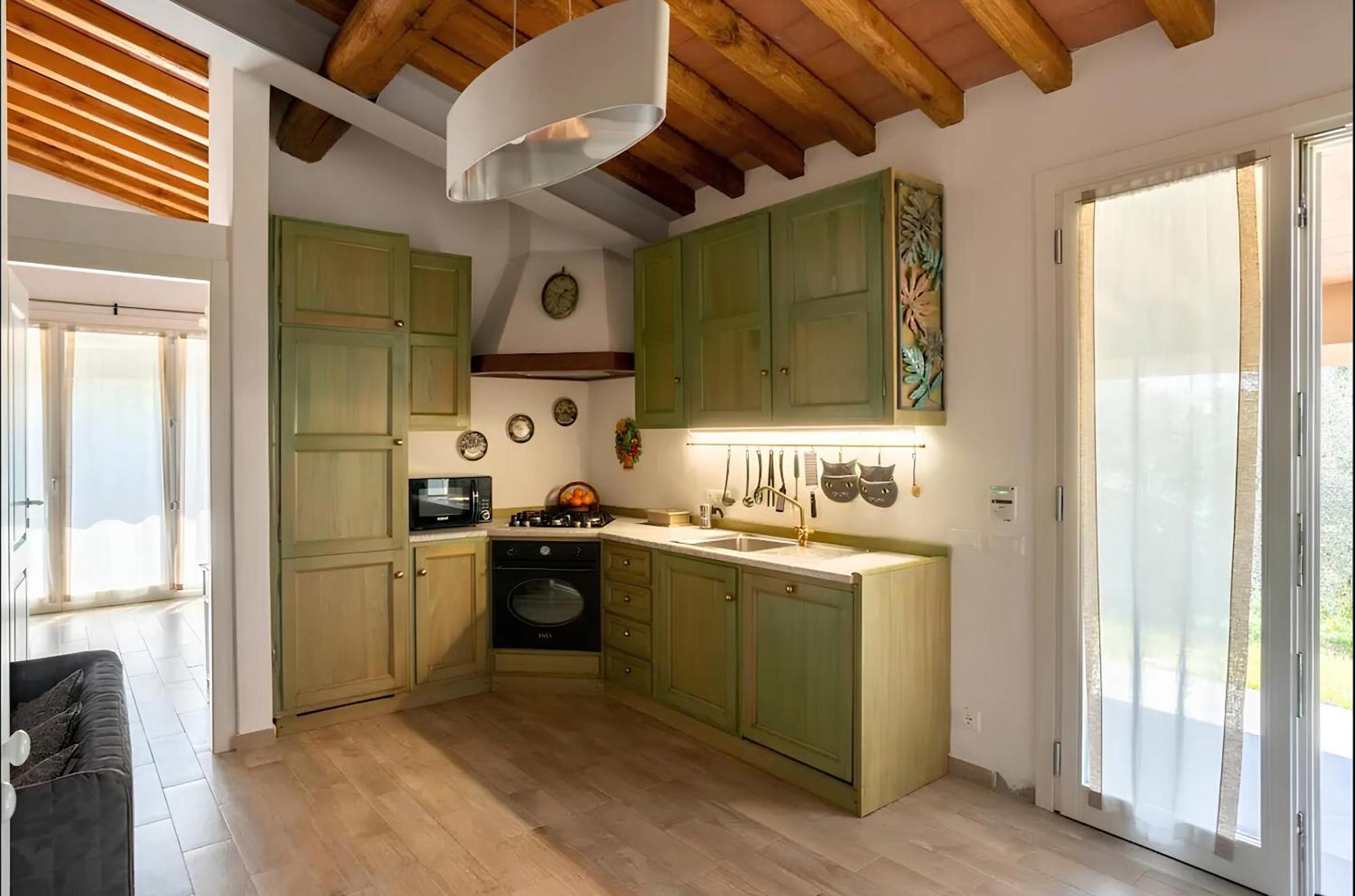Cozy Tuscany Apartment With View Pescia Exterior foto